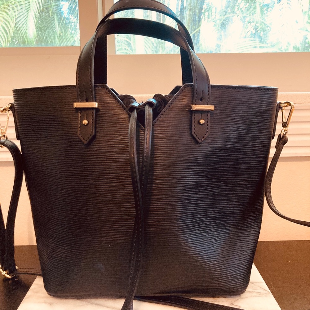 Small Epi Leather black tote - drawstring closure